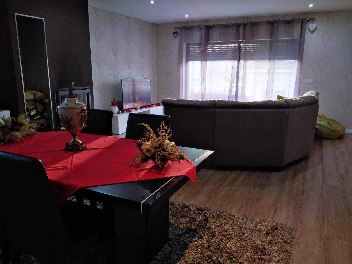 Quinta Da Lousa Guest House - Valongo - Porto Kültér fotó